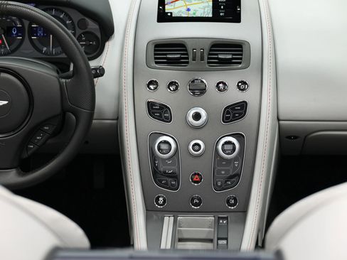 Used 2016 Aston Martin V8 Vantage GT RWD image 36
