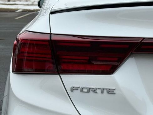 Used 2024 Kia Forte GT w/ GT2 Package image 16