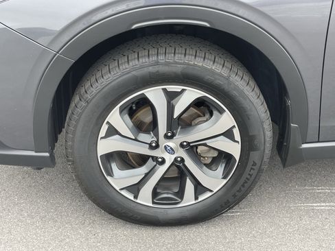 Used 2022 Subaru Outback Limited w/ Popular Package #2 AWD/4WD image 11