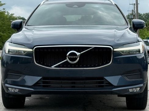 Used 2021 Volvo XC60 T5 Momentum w/ Climate Package AWD/4WD image 9
