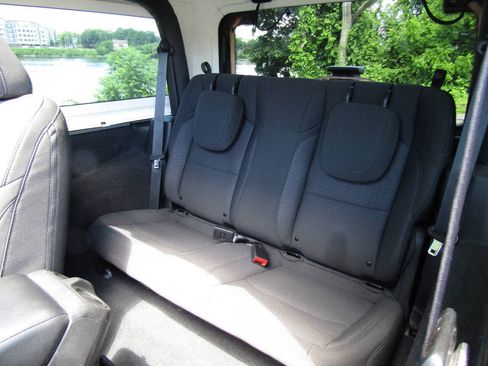 Used 2023 Jeep Wrangler Sport AWD/4WD image 20