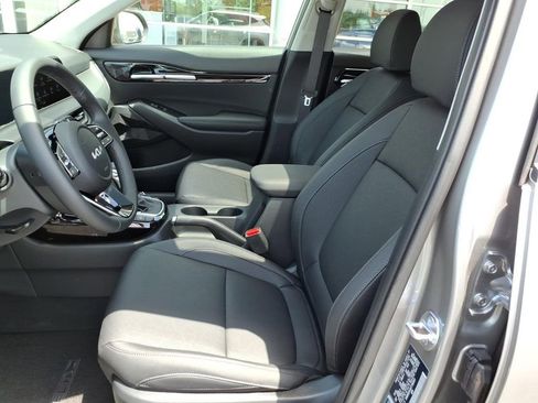 New 2026 Kia Seltos EX FWD image 13