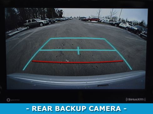 Used 2022 Toyota Corolla SE w/ Carpet Mat Package (TMS) image 15