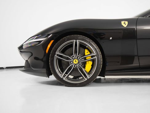Certified 2024 Ferrari Roma image 9