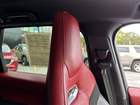 Used 2021 Land Rover Range Rover Sport SVR image 21