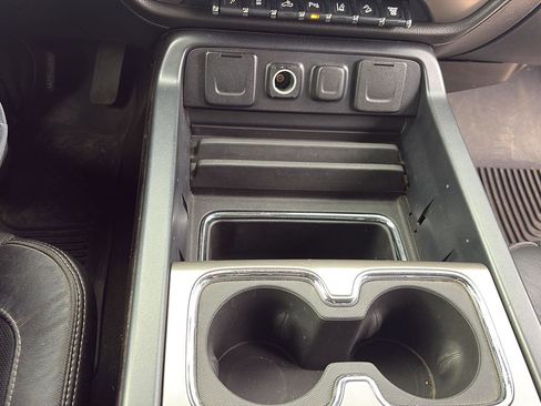 Used 2015 GMC Sierra 3500 Denali w/ Duramax Plus Package image 18