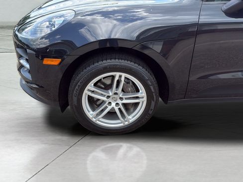 Used 2021 Porsche Macan AWD/4WD image 13