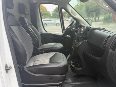 Used 2023 RAM ProMaster 2500 FWD image 16