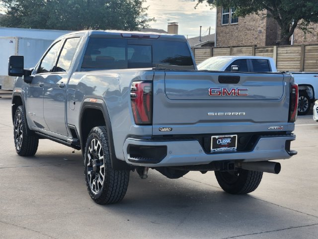 Used 2024 GMC Sierra 2500 AT4 w/ AT4 Preferred Package AWD/4WD image 3