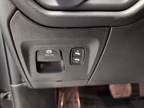 New 2026 RAM 1500 4x4 Crew Cab image 15
