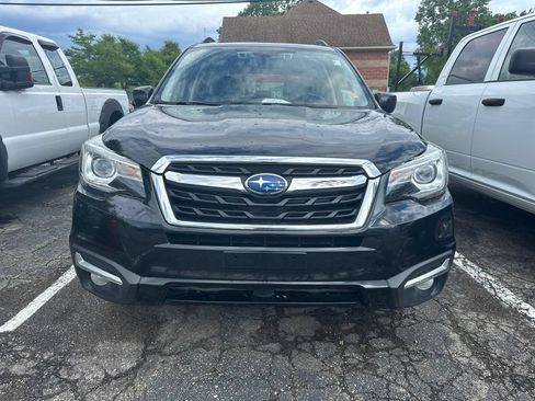 Used 2018 Subaru Forester 2.5i Limited AWD/4WD image 2
