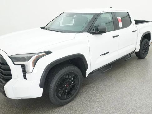 New 2026 Toyota Tundra SR5 image 37