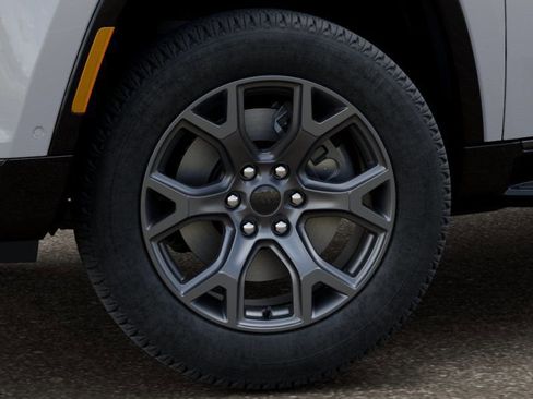 New 2026 Jeep Grand Wagoneer Limited AWD/4WD image 8