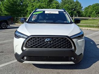 Certified 2025 Toyota Corolla Cross XLE FWD video 2