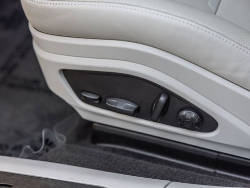 Certified 2023 Porsche Panamera Platinum Edition RWD image 22