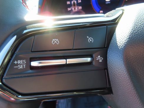 Used 2024 Chevrolet Equinox EV RS image 15