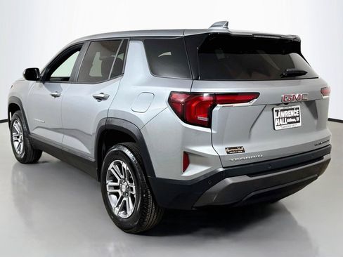 Used 2026 GMC Terrain Elevation FWD image 6