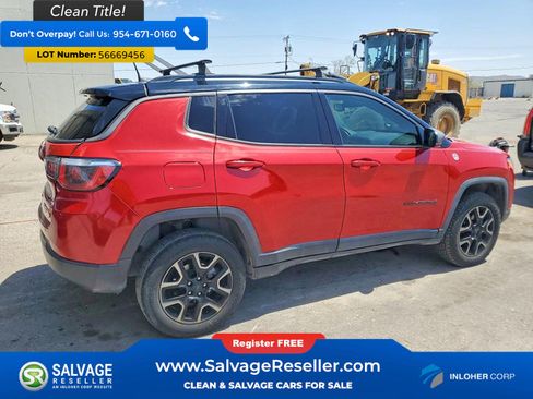 Used 2019 Jeep Compass Trailhawk AWD/4WD image 4