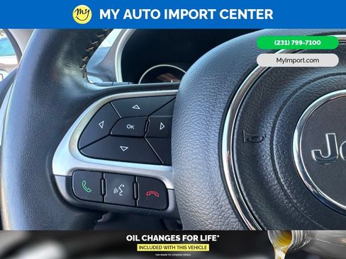 Used 2018 Jeep Compass Latitude w/ Popular Equipment Group AWD/4WD image 15