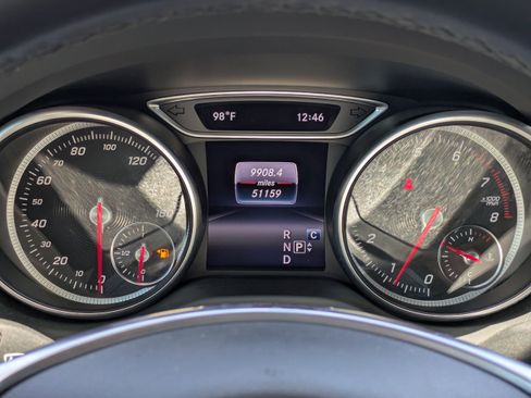 Used 2018 Mercedes-Benz GLA 250 image 26