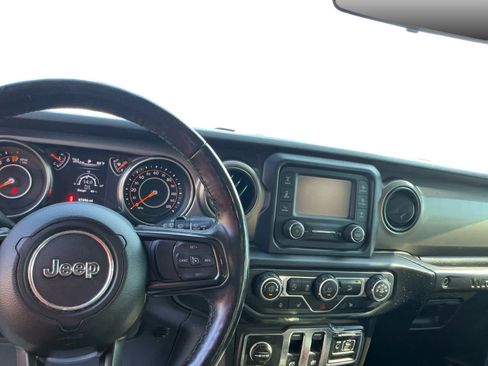 Used 2019 Jeep Wrangler Sport AWD/4WD image 10