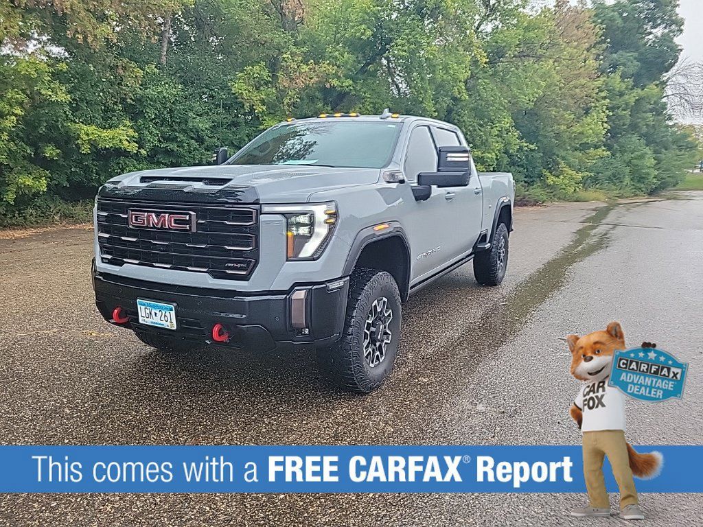 Used 2024 GMC Sierra 2500 AT4X AWD/4WD image 2