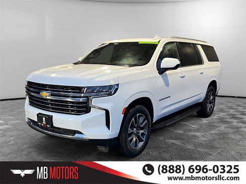 Used 2023 Chevrolet Suburban LT image 10