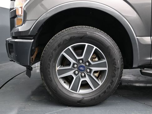 Used 2016 Ford F150 XLT w/ Equipment Group 302A Luxury AWD/4WD image 19