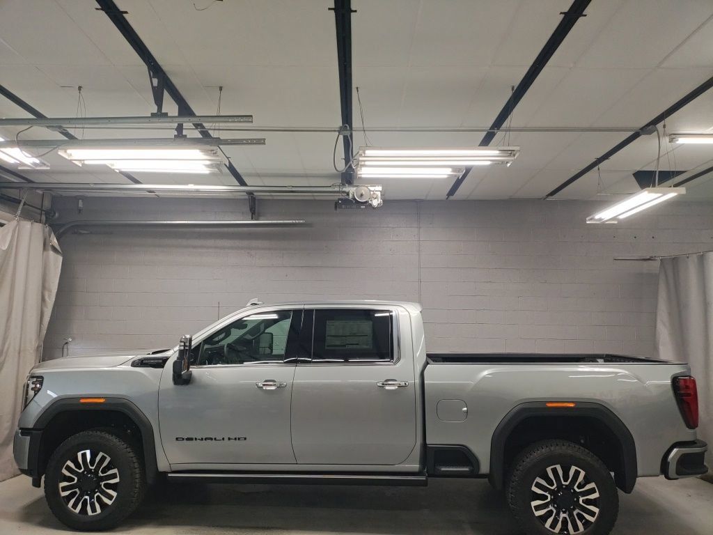 New 2026 GMC Sierra 2500 Denali Ultimate w/ Max Trailering Package AWD/4WD image 15