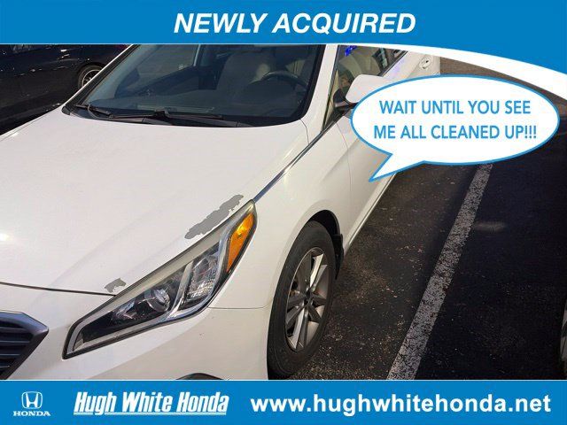 Used 2015 Hyundai Sonata SE w/ Option Group 09 FWD image 1
