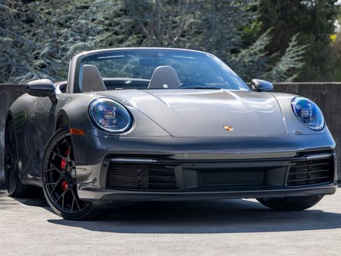 Used 2020 Porsche 911 Carrera S image 6