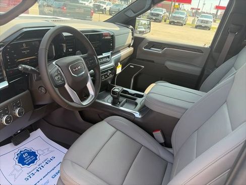 New 2026 GMC Sierra 1500 SLT w/ SLT Premium Plus Package AWD/4WD image 16