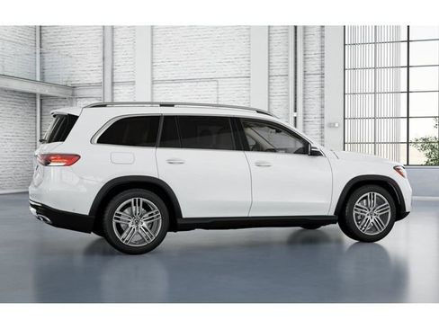 New 2026 Mercedes-Benz GLS 450 4MATIC image 18