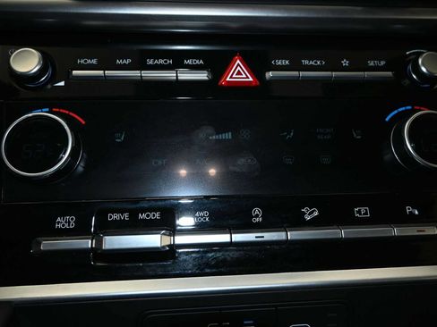 Used 2026 Hyundai Santa Fe SEL AWD/4WD image 15