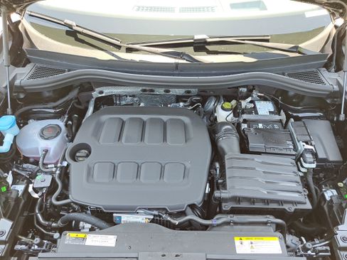 New 2026 Volkswagen Tiguan SE R-Line AWD/4WD image 29