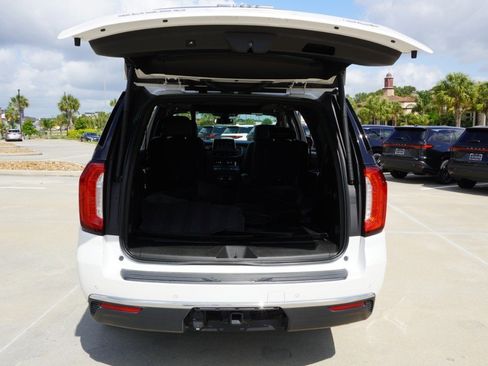Used 2021 GMC Yukon SLT w/ SLT Luxury Plus Package RWD image 37