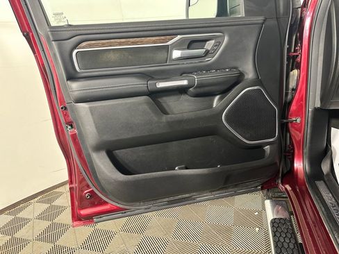 Used 2020 RAM 1500 Laramie AWD/4WD image 15