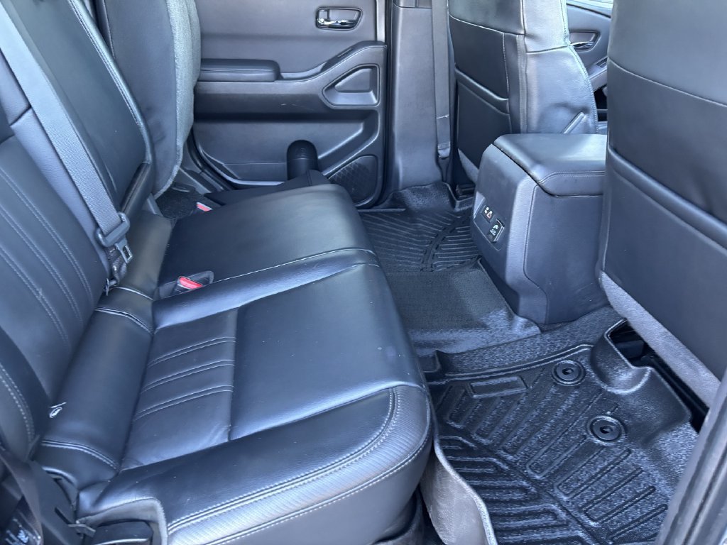 Used 2022 Nissan Frontier PRO-4X AWD/4WD image 26