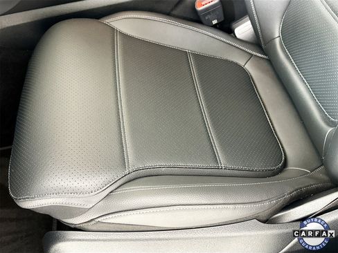 Used 2025 Mercedes-Benz GLC 350e GLC 350e image 21