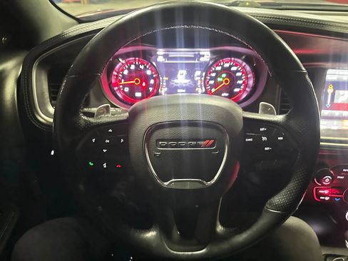 Used 2019 Dodge Charger R/T w/ Daytona Edition Group image 23