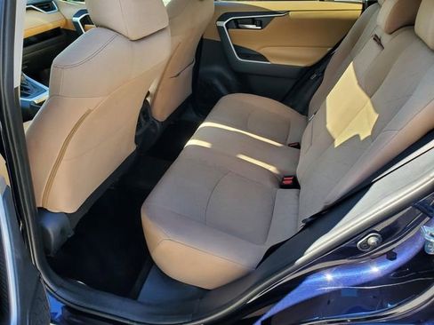 Used 2020 Toyota RAV4 XLE image 13