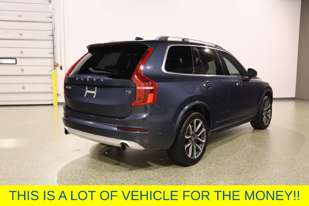 Used 2018 Volvo XC90 T5 Momentum w/ Convenience Package FWD image 11