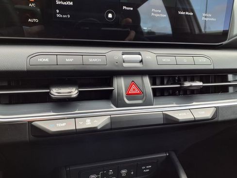 Used 2025 Kia K4 EX FWD image 56