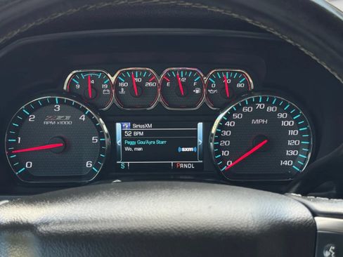 Used 2018 Chevrolet Silverado 1500 LT w/ Texas Edition AWD/4WD image 29