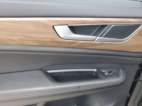Certified 2024 Volkswagen Atlas SE FWD image 18