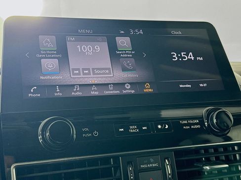 Used 2023 Nissan Armada Platinum w/ Captain's Chairs Package image 17