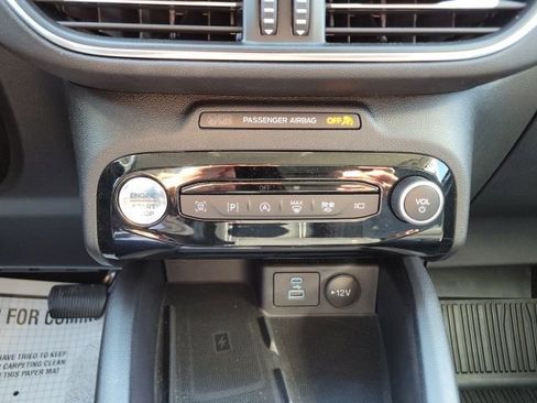 Used 2023 Ford Escape Platinum w/ Premium Technology Package image 38