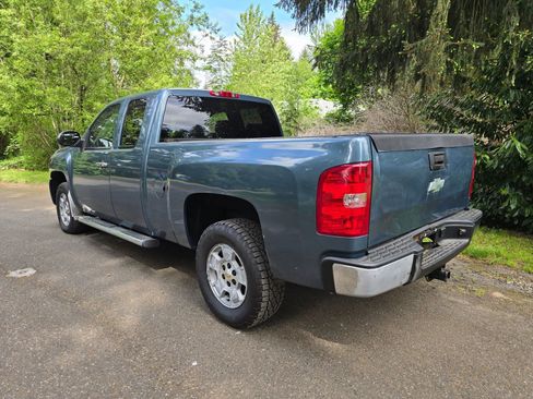 Used 2010 Chevrolet Silverado 1500 LT RWD image 3