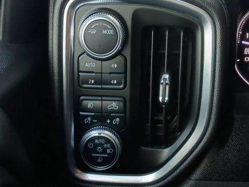 Used 2020 GMC Sierra 1500 SLT AWD/4WD image 12