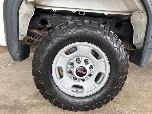 Used 2023 GMC Sierra 2500 Pro image 27